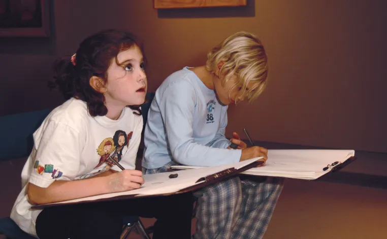 Kids drawing in the galleries