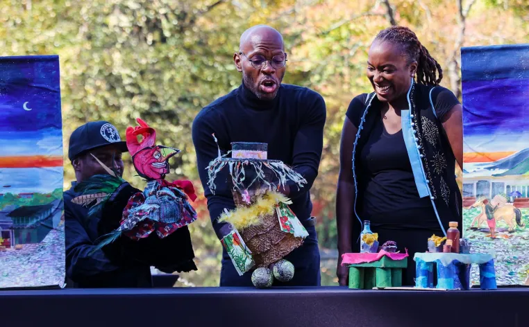 Emmanuel Elpenord performs 