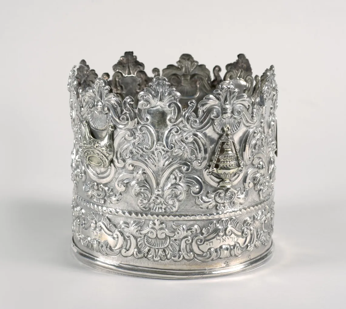 Giovanni Maria Ronchi, Torah crown, 1764 - 1777. The Jewish Museum, Gift of Harry G. Friedman.