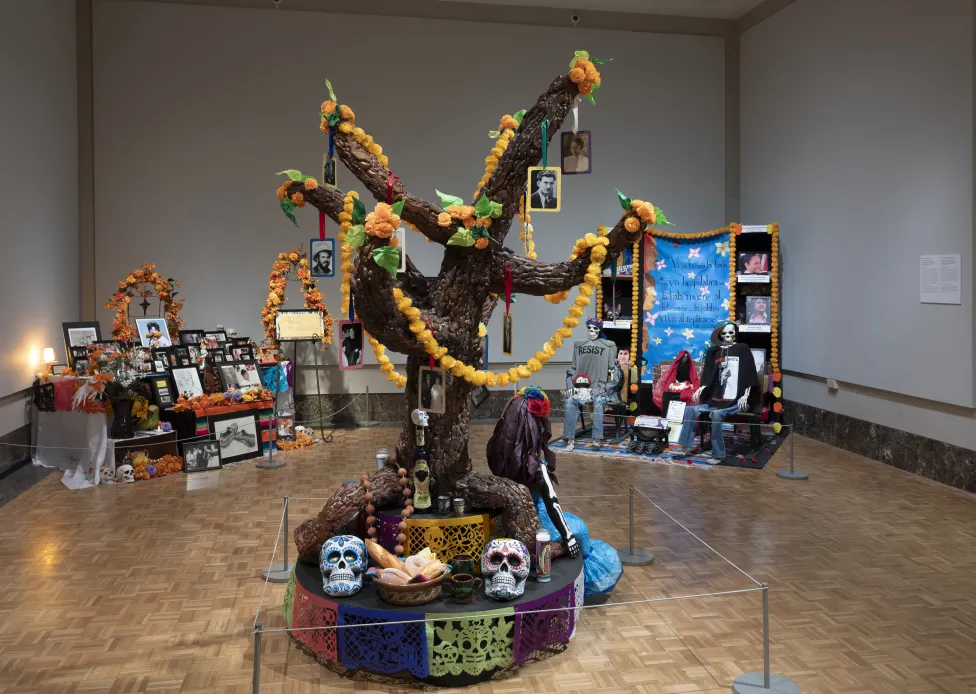 Ofrendas installations during a prior year at the DIA