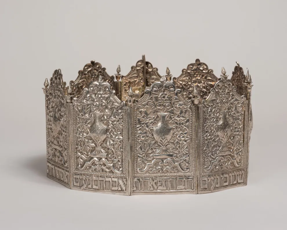 Torah Crown, 1898-99. The Jewish Museum, Judaica Acquistions Fund.