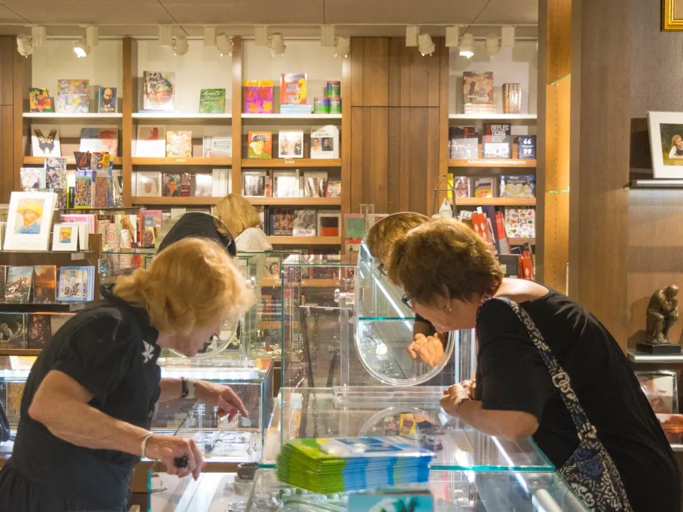 DIA Museum Shop