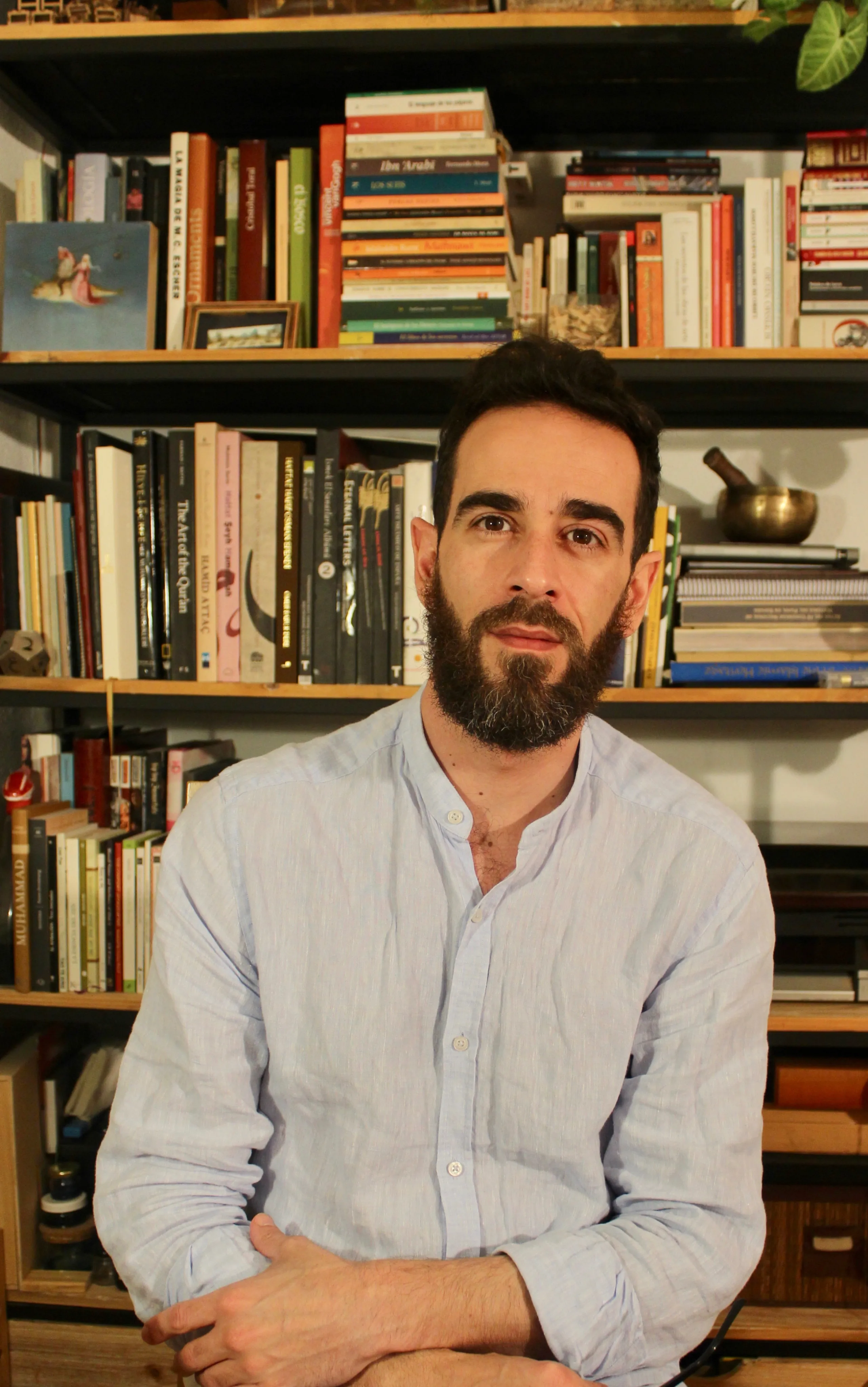 Calligrapher Khalid Casado