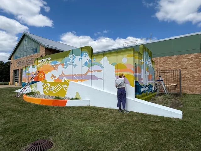 Chesterfield mural in progress (photo by the artist)