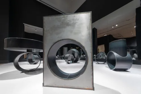 Tiff Sculpture 