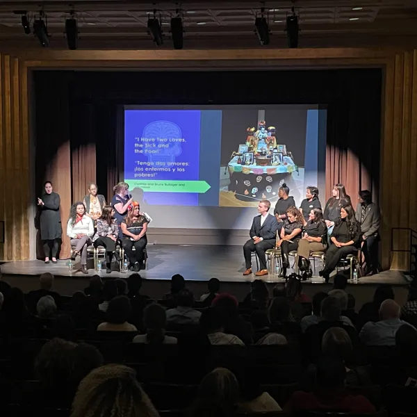 Ofrendas artists on stage in a prior year